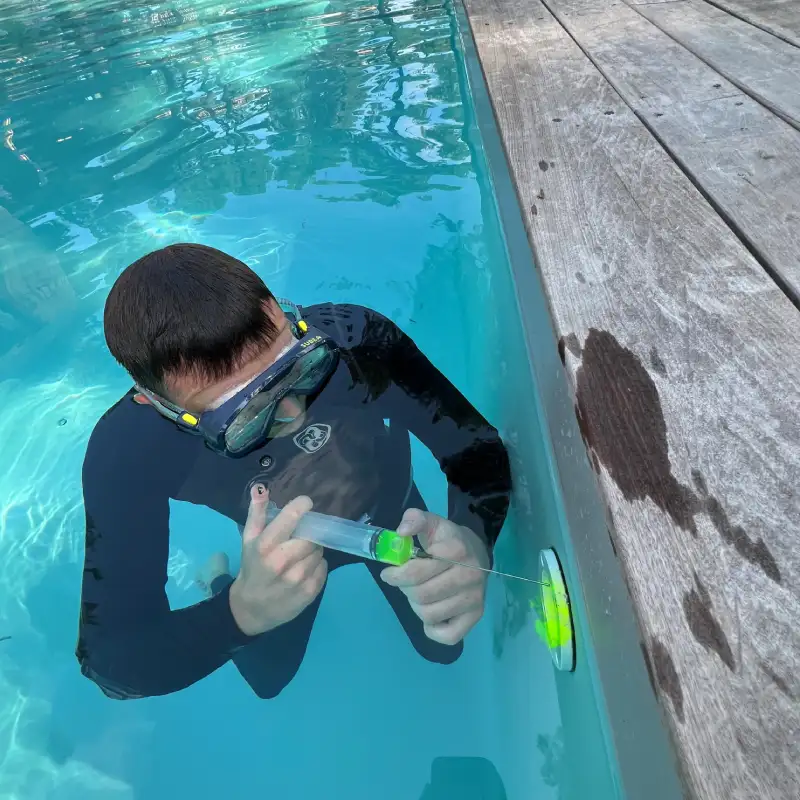 Baisse du niveau d’eau de la piscine à Mauvezin. 2 recherche fuite piscine plombier mauvezin